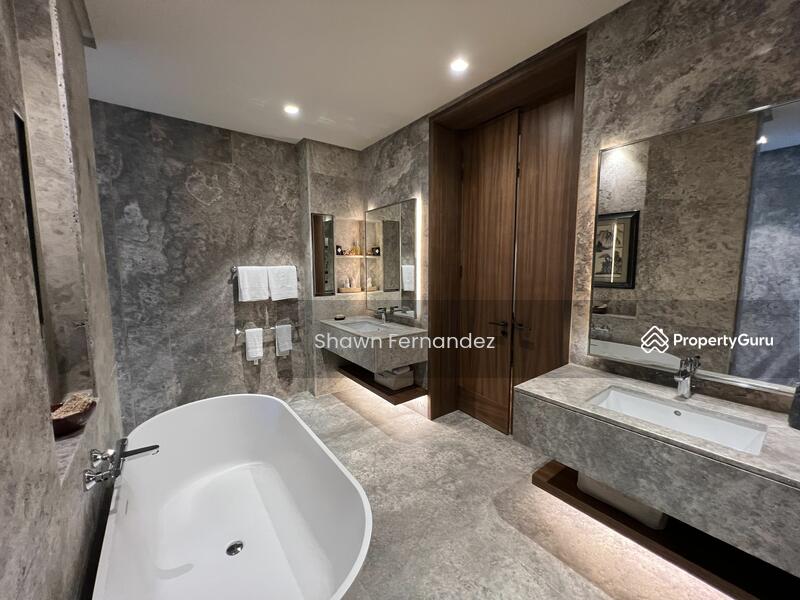 Fully fitted and equipped Bathrooms