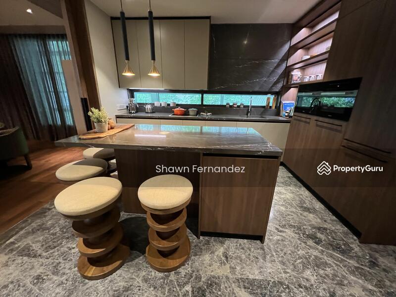 Fully fitted and equipped Breakfast Kitchen