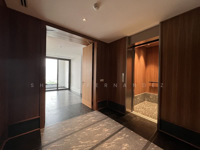 Condominium for Sale at The Peak - Shawn Fernandez - Private Lift Lobby - PropertyGuru.com.my