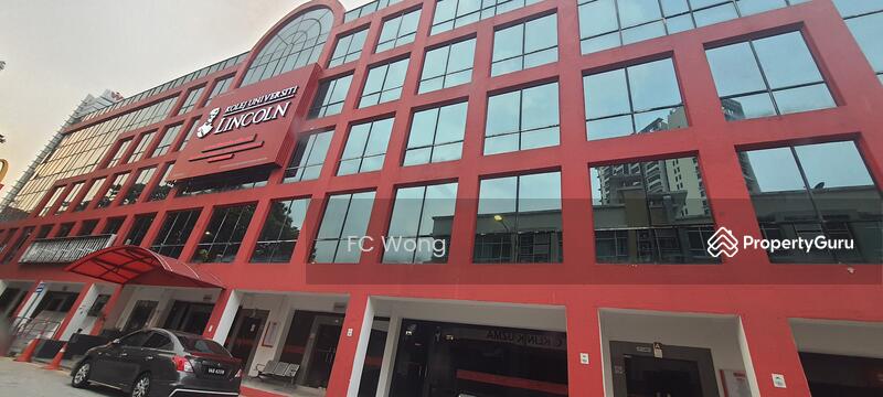 Lincoln International College Beside