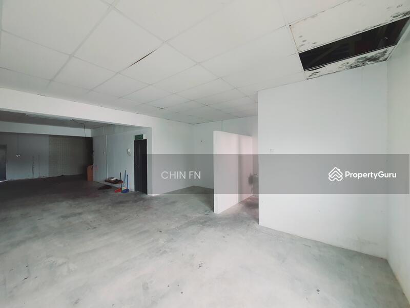 For Sale - Best ROI 3.92% Below Value 5% Face Main Road 3 Sty Shop Klebang Utama
