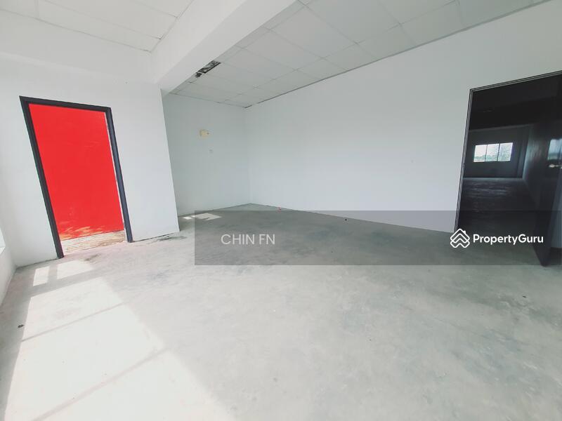 For Sale - Best ROI 3.92% Below Value 5% Face Main Road 3 Sty Shop Klebang Utama