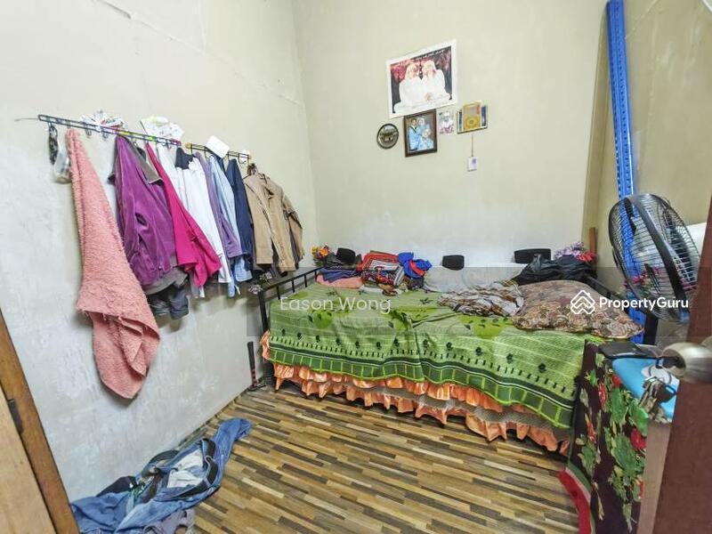 For Sale - Taman Emas
