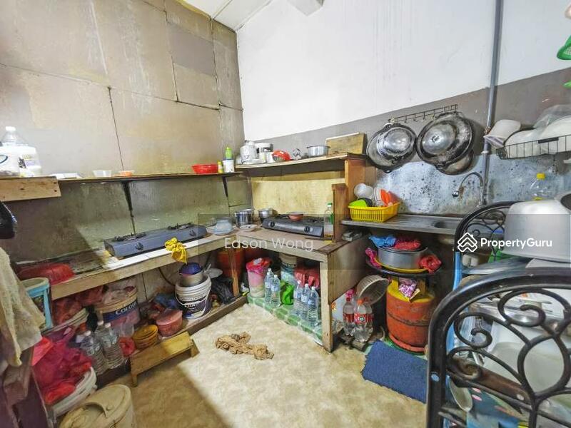 For Sale - Taman Emas