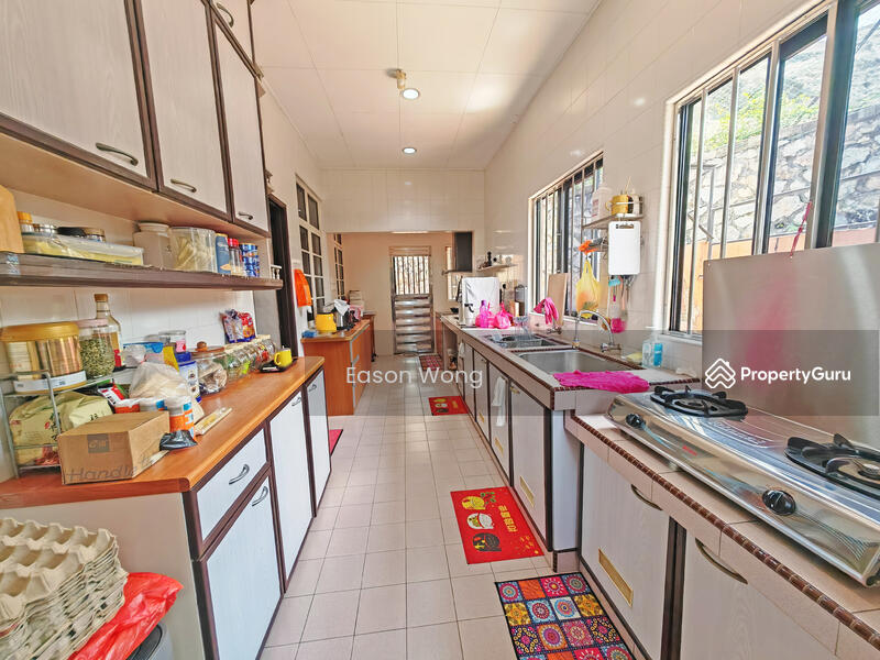 Untuk Dijual - Bandar Tun Hussein Onn