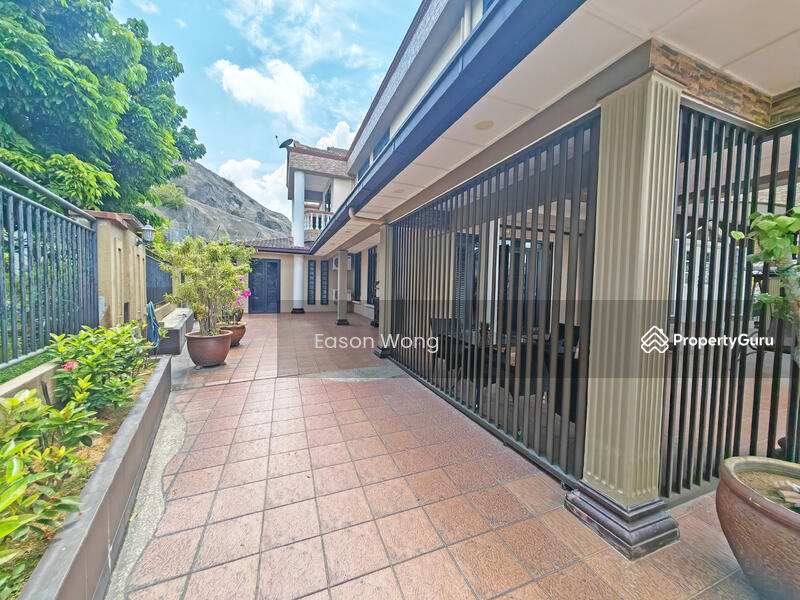Untuk Dijual - Bandar Tun Hussein Onn