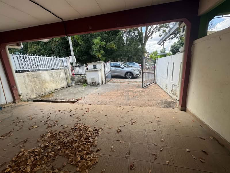 Rumah Teres 2 Tingkat untuk Dijual di TAMAN PUCHONG UTAMA (Puchong) - Paul Lee - Exterior - PropertyGuru.com.my