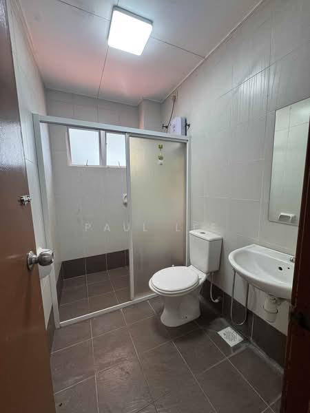 Rumah Teres 2 Tingkat untuk Dijual di TAMAN PUCHONG UTAMA (Puchong) - Paul Lee - Bathroom - PropertyGuru.com.my