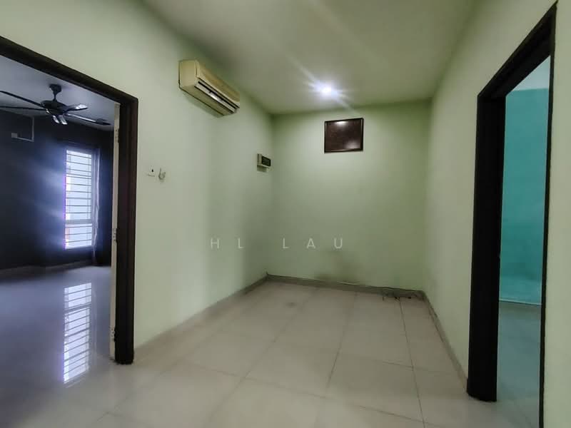 2.5-storey Terraced House for Sale in Taman Tasik Prima (Puchong) - HL Lau - Interior - PropertyGuru.com.my