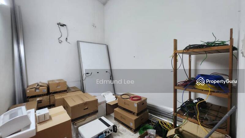 Untuk Dijual - SS 4