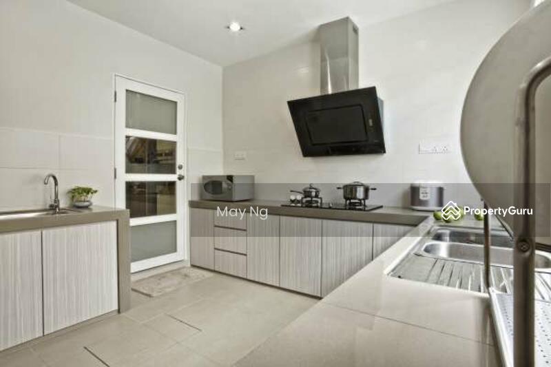 For Sale - Dengkil New Launch Rumah 2 Tingkat 380k!!!