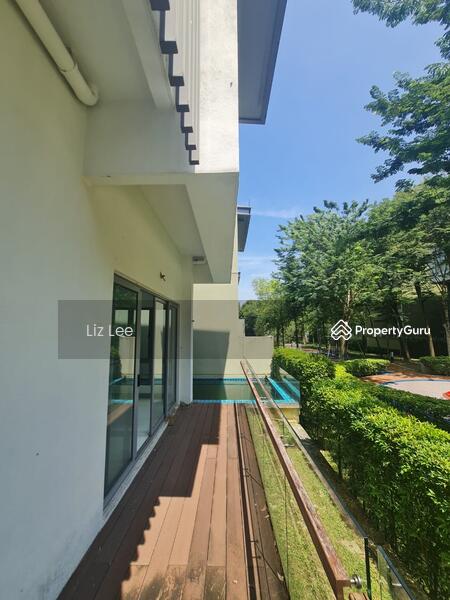 Untuk Dijual - New 3sty 35x75 courtyard pool villas, lifts , pool , hilltop garden greens ( New Seri Kembangan 2 )