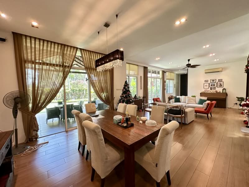 For Sale - Maplewoods