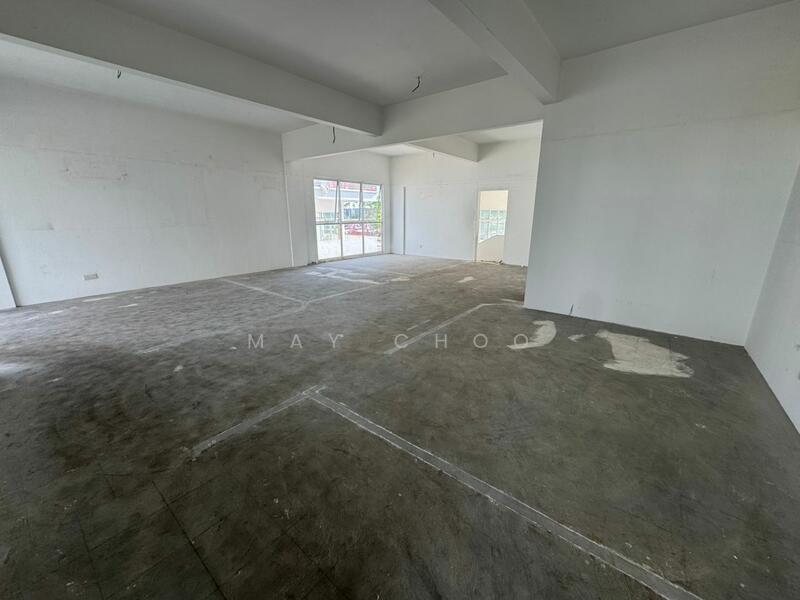 For Rent - 3 storey commercial shop lot@alma gallery impian