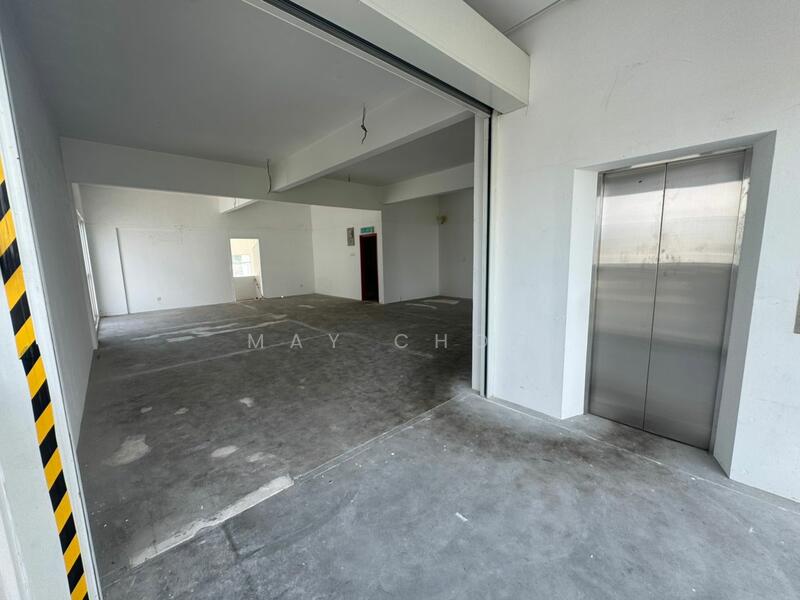 For Rent - 3 storey commercial shop lot@alma gallery impian