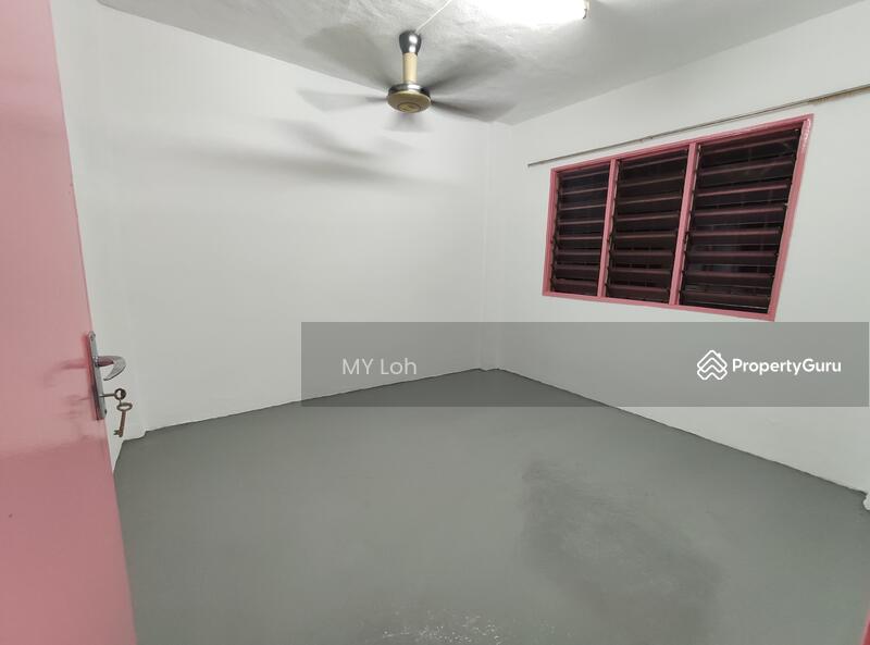 For Sale - Taman Selayang Makmur