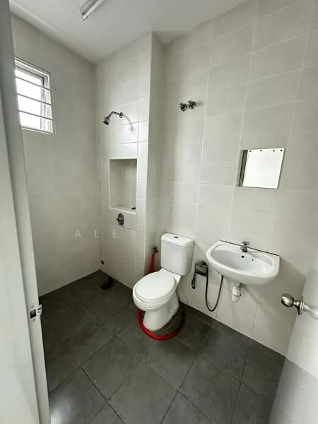 Rumah Teres 2 Tingkat untuk Dijual di Bandar Saujana Putra (Tanjong Duabelas) - Alex Tong - PropertyGuru.com.my