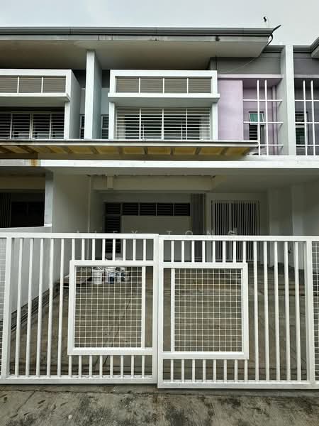 Rumah Teres 2 Tingkat untuk Dijual di Bandar Saujana Putra (Tanjong Duabelas) - Alex Tong - PropertyGuru.com.my