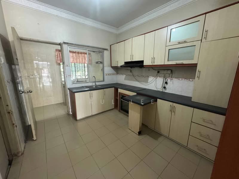 2.5-storey Terraced House for Sale in Mutiara Puchong (Puchong) - Paul Lee - Kitchen - PropertyGuru.com.my