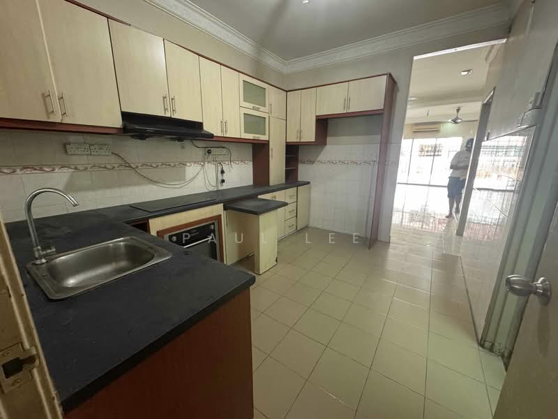 2.5-storey Terraced House for Sale in Mutiara Puchong (Puchong) - Paul Lee - Kitchen - PropertyGuru.com.my