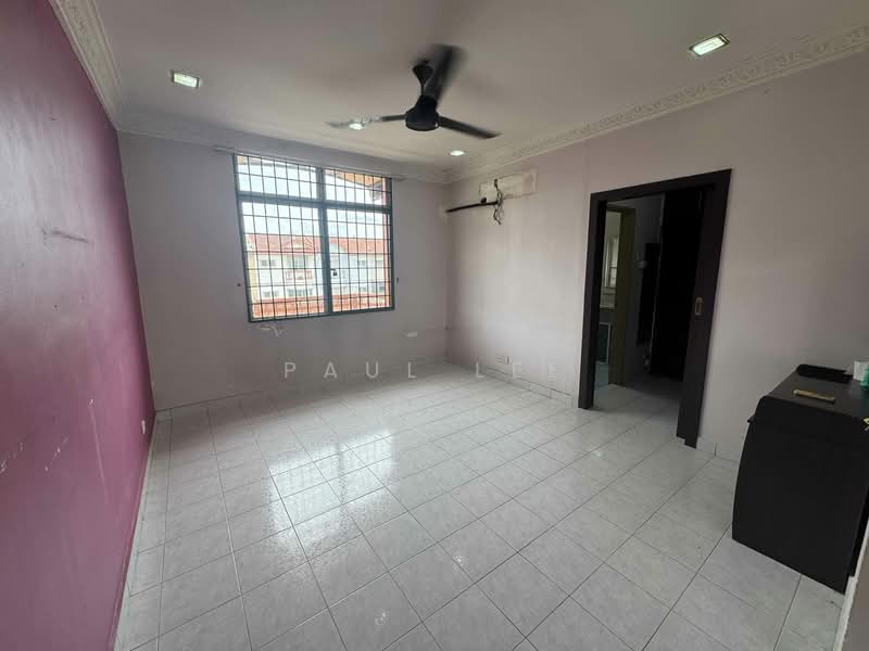 2.5-storey Terraced House for Sale in Mutiara Puchong (Puchong) - Paul Lee - Living Room - PropertyGuru.com.my