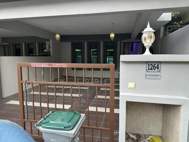 Untuk Dijual - SENAWANG NUSA INTAN LEKAS AMPANGAN PAROI