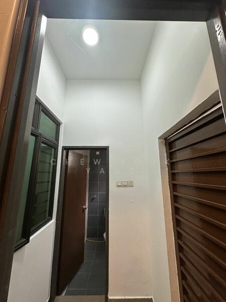 Untuk Dijual - SENAWANG NUSA INTAN LEKAS AMPANGAN PAROI