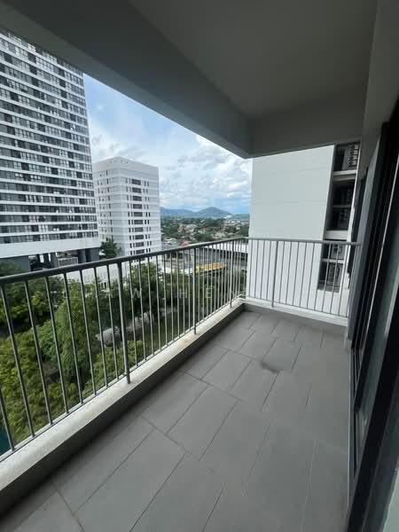 Servis Apartment untuk Disewa di SqWhere Service Apartments - Liaw Hen Fui - Balcony - PropertyGuru.com.my