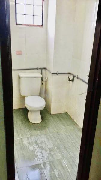Pangsapuri untuk Disewa di Ilham Apartment - Erin Yusof - Bathroom - PropertyGuru.com.my