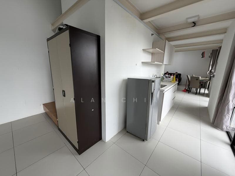 Condominium for Rent at SOHO @ Empire City - Alan Chia - Kitchen - PropertyGuru.com.my