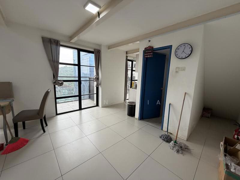 Condominium for Rent at SOHO @ Empire City - Alan Chia - Living Room - PropertyGuru.com.my