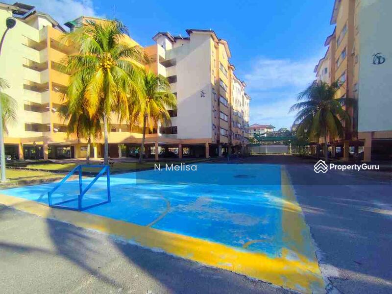 Primaland Resort (Tiara Beach Resort), No 1, Batu 13 Jalan Pantai