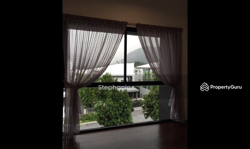For Sale - Private Pool 20Trees West 3 stry Bungalow Taman Melawati Selangor