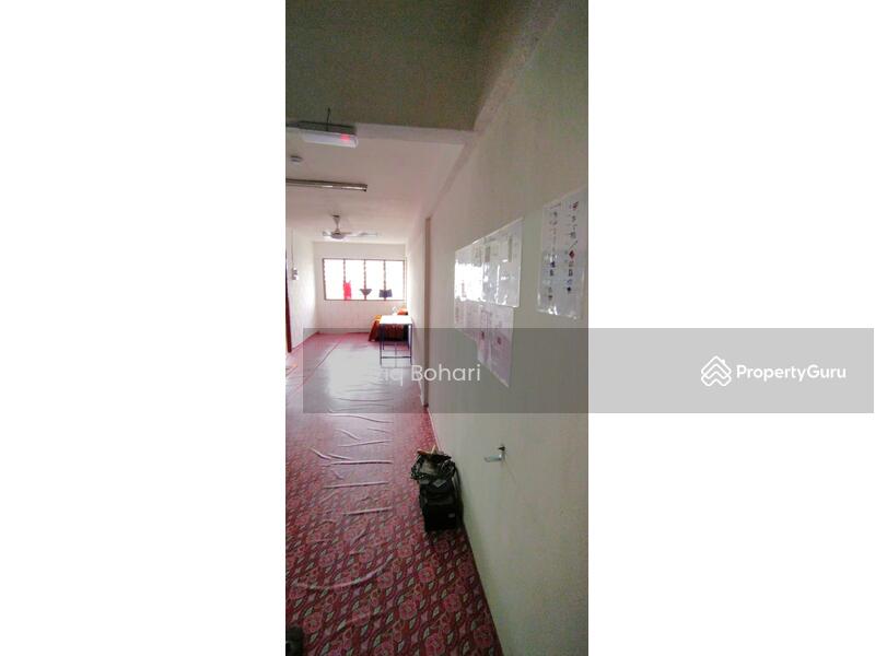 Untuk Dijual - Taman Semarak II