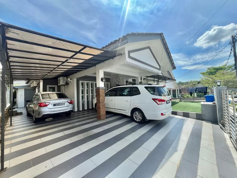 Bungalow for Sale in Shah Alam (Selangor) - Reena Sarif - PropertyGuru.com.my