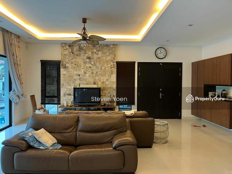 Bungalow at Cheras, Taman Cuepacs, Cheras, Selangor, 6 Bedrooms, 4500