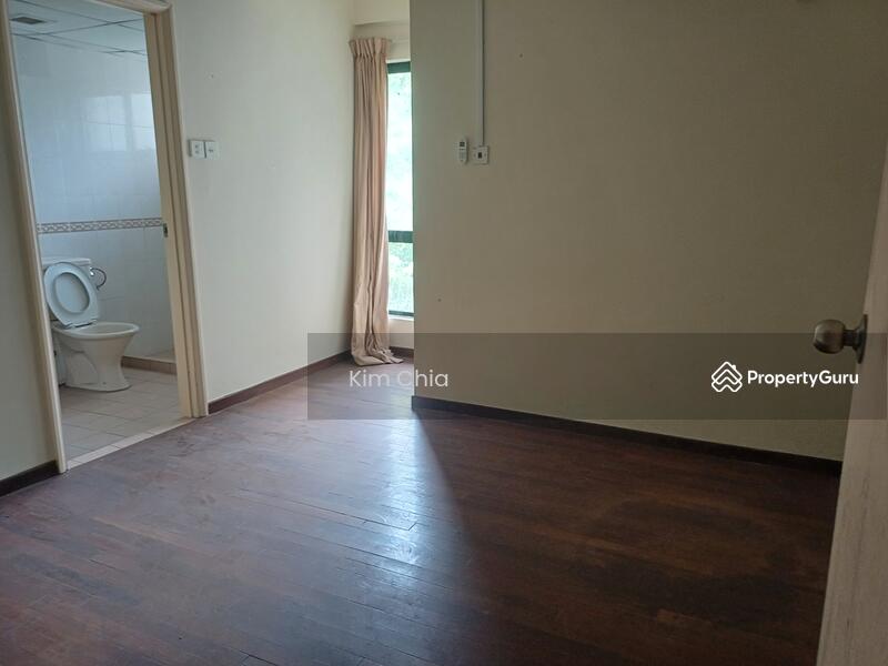 For Sale - Sang Suria