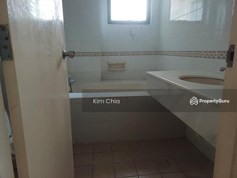 For Sale - Sang Suria