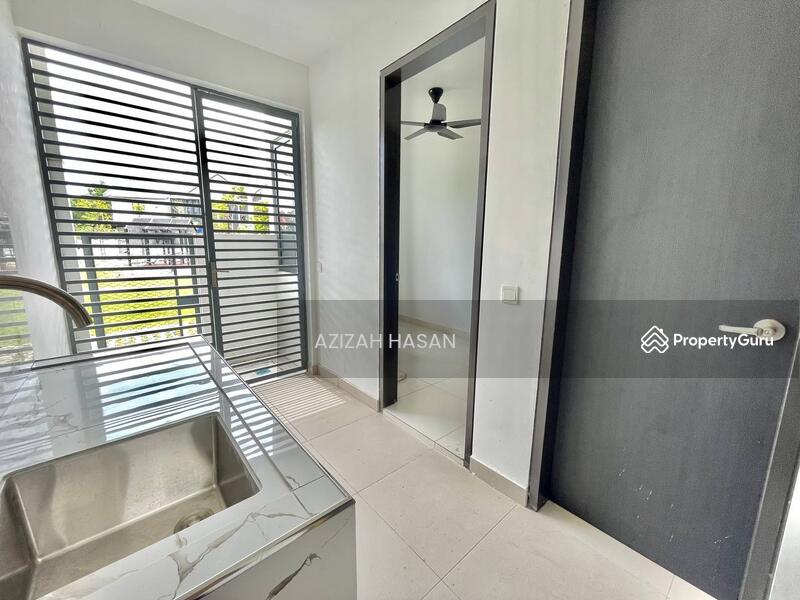 2-storey Terraced House for Sale in Bukit Jelutong (Shah Alam) - Azizah Hasan - PropertyGuru.com.my