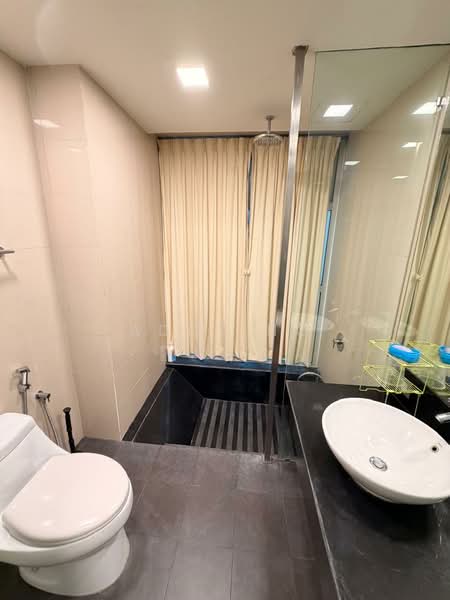 Kondominium untuk Disewa di Suasana Sentral Loft - Addy Ng - Bathroom - PropertyGuru.com.my