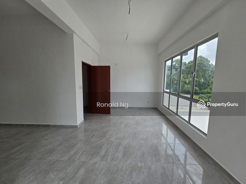 Untuk Dijual - 3 Storey Terrace Balik Pulau