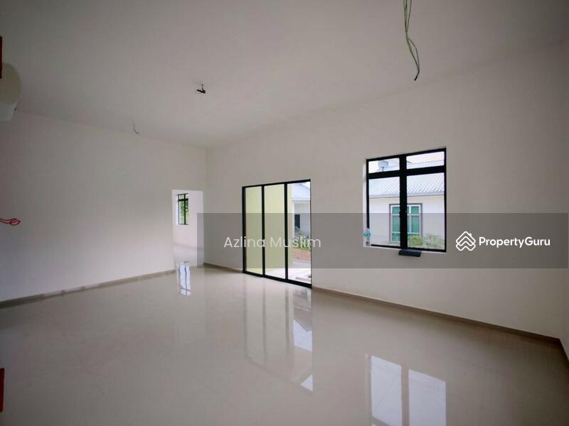 Untuk Dijual - Simpang Renggam