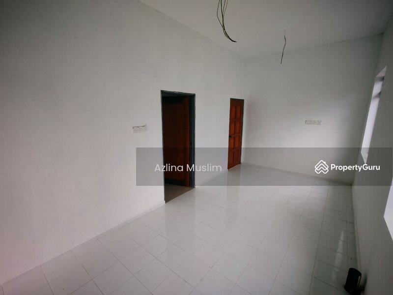 Untuk Dijual - Simpang Renggam