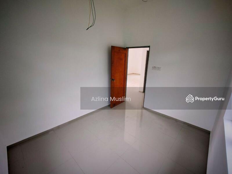 Untuk Dijual - Simpang Renggam