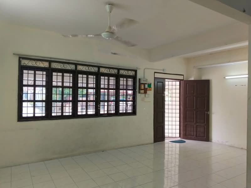 2-storey Terraced House for Sale in Taman Pinji Mewah (Ipoh) - Sam . - Interior - PropertyGuru.com.my
