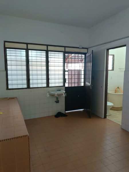 2-storey Terraced House for Sale in Taman Pinji Mewah (Ipoh) - Sam . - Bathroom - PropertyGuru.com.my