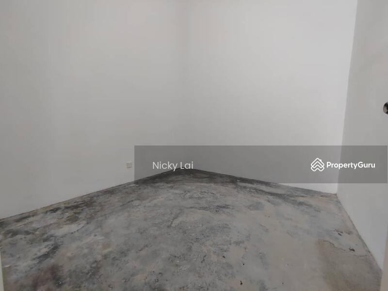 For Sale - Batang Berjuntai [ Cornert Lot ]