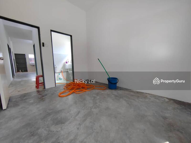 For Sale - Batang Berjuntai [ Cornert Lot ]