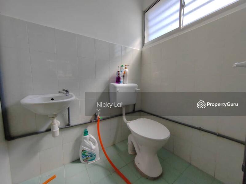 For Sale - Batang Berjuntai [ Cornert Lot ]