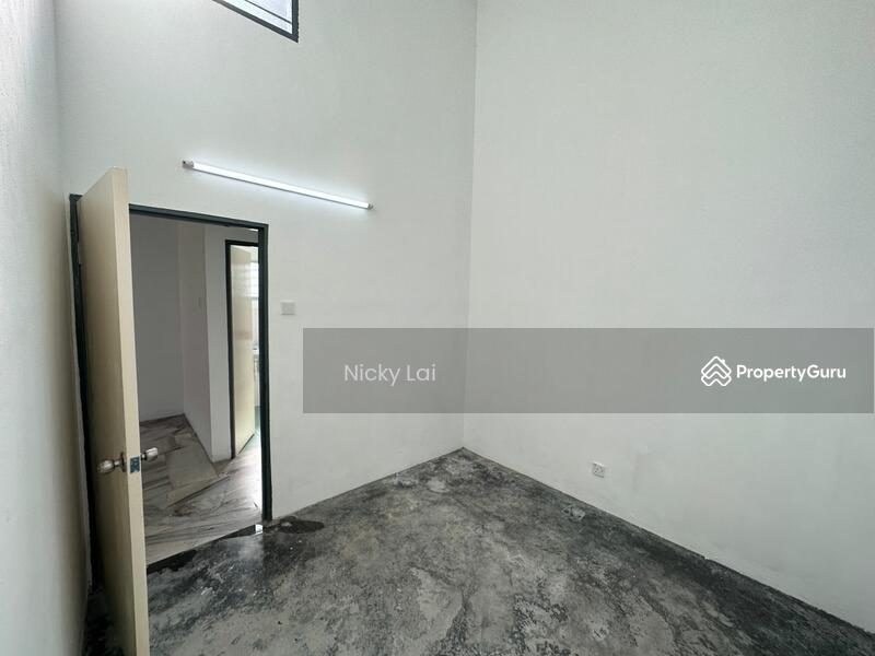 For Sale - Batang Berjuntai [ Cornert Lot ]